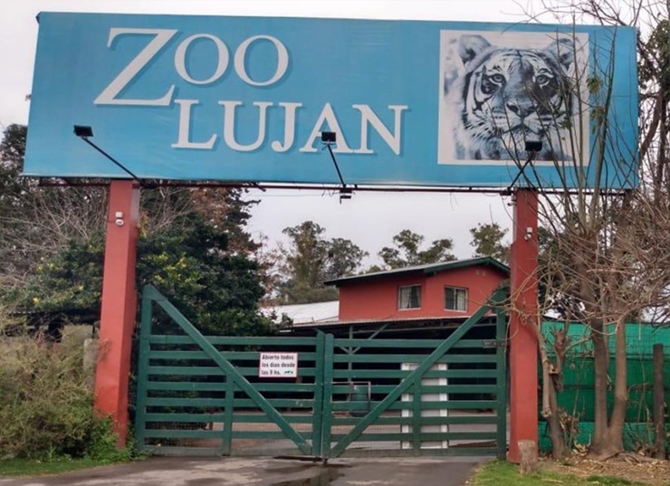 Cartel Zoo Lujan
